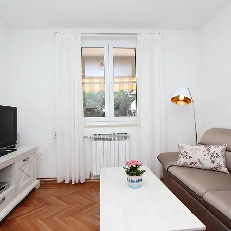 Komfortables Nur 5 Minuten Zum Zentrum Von