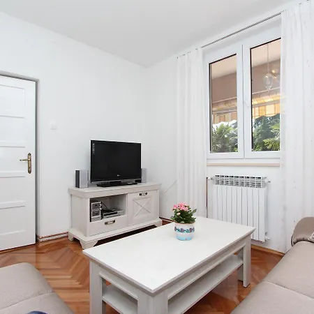 Komfortables Nur 5 Minuten Zum Zentrum Von