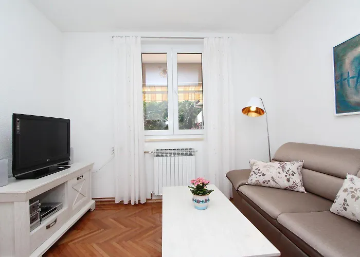 Komfortables Nur 5 Minuten Zum Zentrum Von