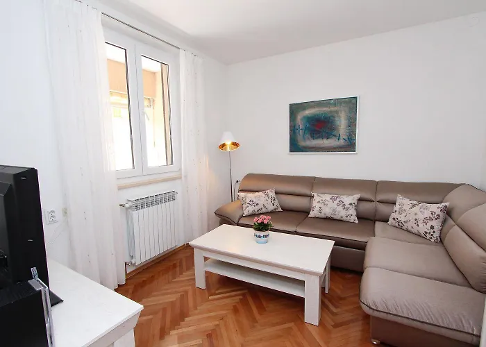 Komfortables Nur 5 Minuten Zum Zentrum Von *