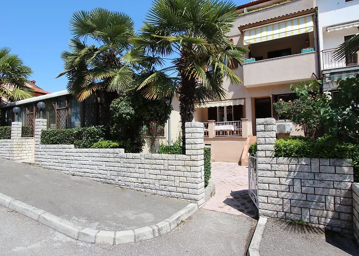 Komfortables Nur 5 Minuten Zum Zentrum Von Apartmán *